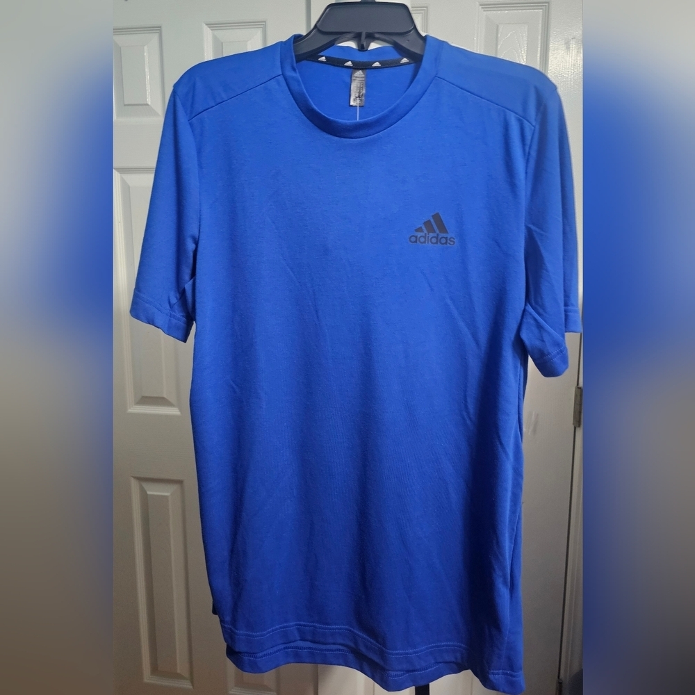 NWT Adidas Men's Aeroready Designed To Move Feelready Sport Blue Tee Sz M - Picture 2 of 5